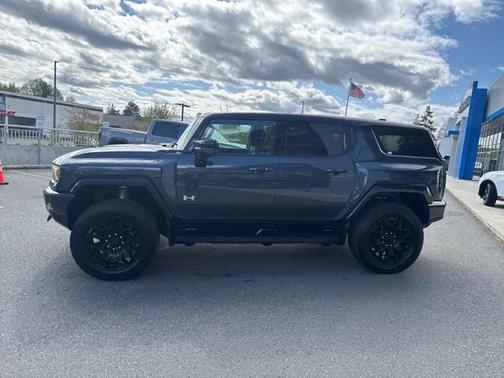2025 GMC HUMMER EV SUV 2X