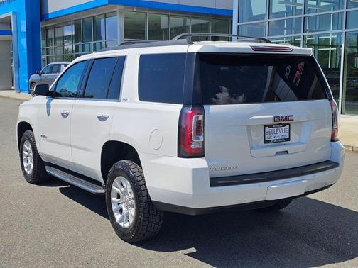 White Frost Tricoat 2019 GMC Yukon SLT