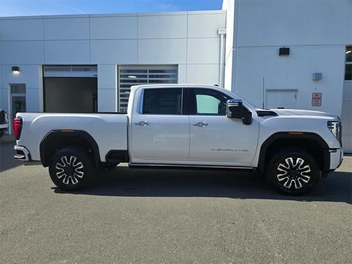 2024 GMC Sierra 3500 Denali