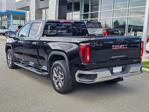 Onyx Black 2026 GMC Sierra 1500 SLT