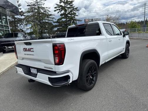2025 GMC Sierra 1500 Elevation