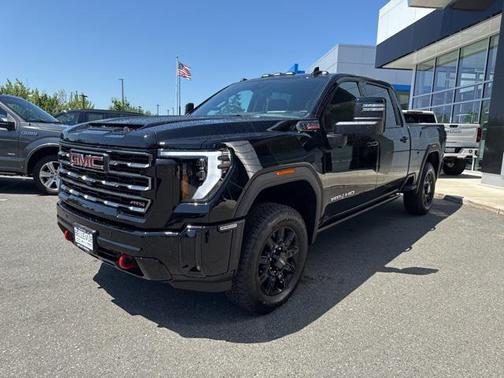 2025 GMC Sierra 2500 AT4