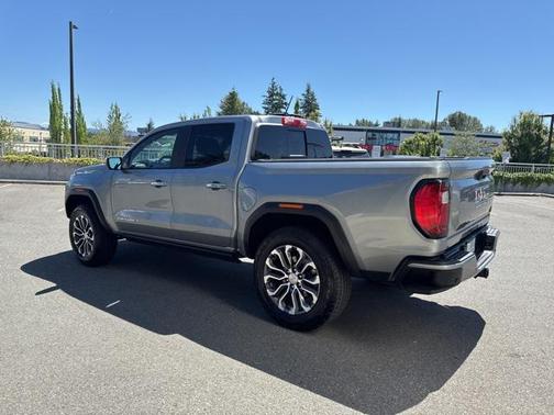 2024 GMC Canyon Denali