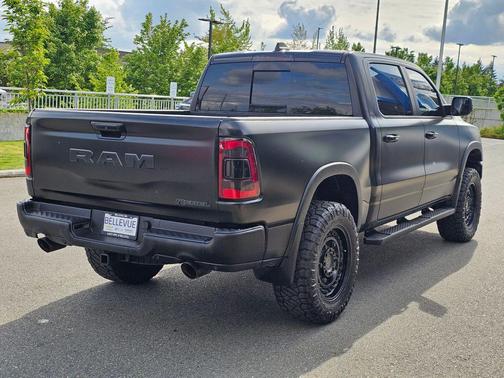 Diamond Black Crystal Pearlcoat 2019 RAM 1500 Rebel