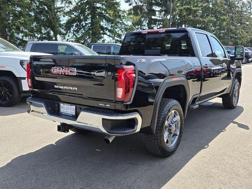 Onyx Black 2025 GMC Sierra 2500 SLE