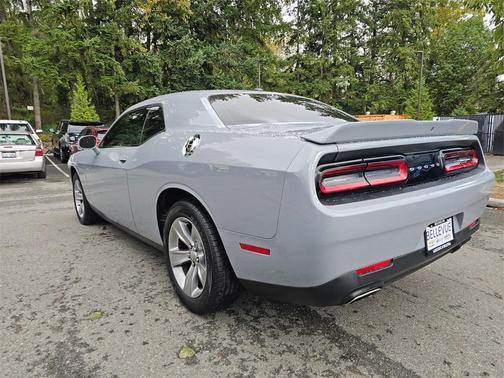 2021 Dodge Challenger SXT