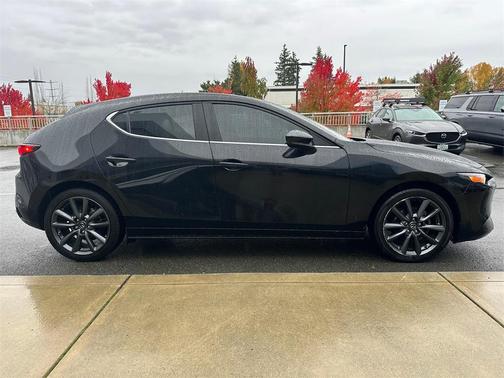 2023 Mazda Mazda3 FWD w/Preferred Package