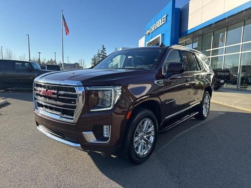 2023 GMC Yukon SLT
