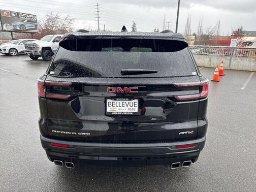 2025 GMC Acadia AWD AT4