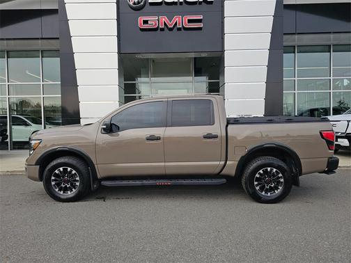 2023 Nissan Titan PRO-4X