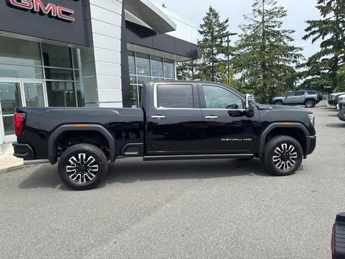2025 GMC Sierra 3500 Denali
