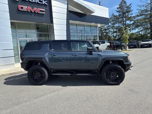 2025 GMC HUMMER EV SUV 3X