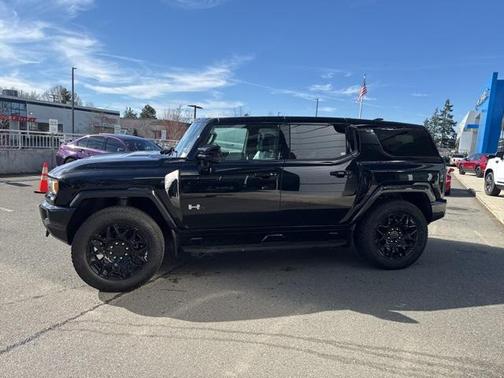 2024 GMC HUMMER EV SUV 2X
