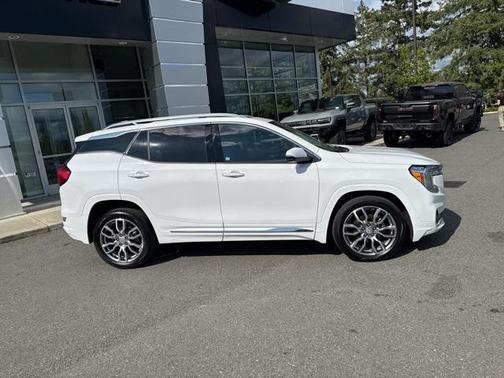 2022 GMC Terrain Denali