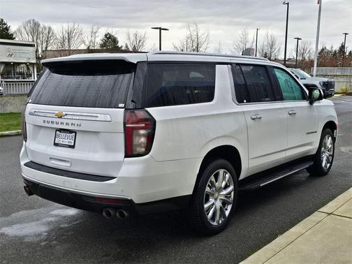 2022 Chevrolet Suburban 4WD High Country