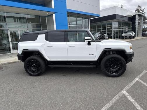 2024 GMC HUMMER EV SUV 2X