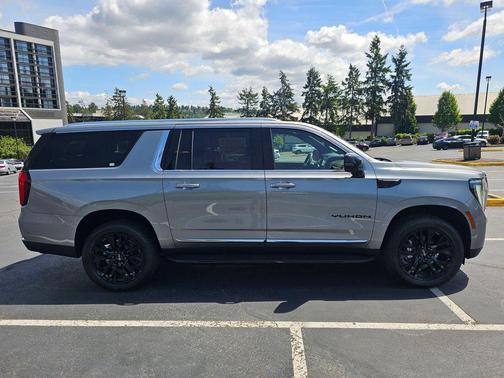 Sterling Metallic 2026 GMC Yukon XL 4WD Elevation