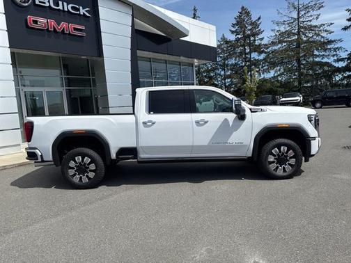 2025 GMC Sierra 3500 Denali