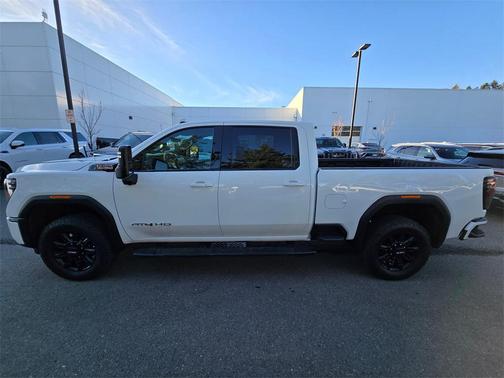 2025 GMC Sierra 3500 AT4