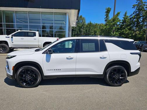 Summit White 2024 Chevrolet Traverse RS