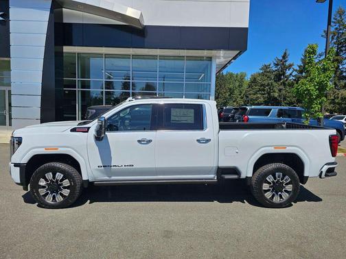 Glacier White Tricoat 2026 GMC Sierra 3500 Denali