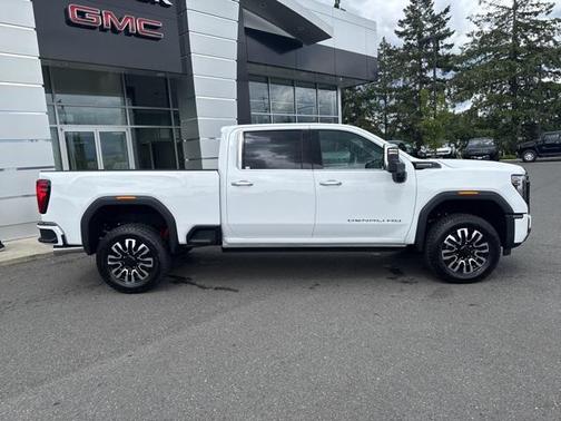 2025 GMC Sierra 3500 Denali