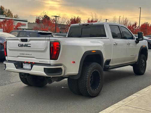 2024 GMC Sierra 3500 Denali