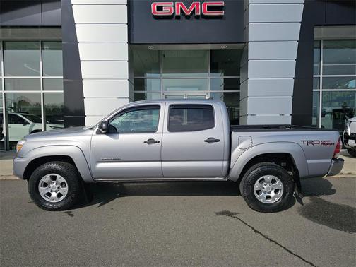 2014 Toyota Tacoma Base