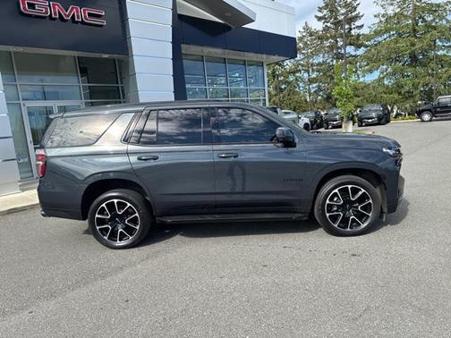2022 Chevrolet Tahoe 4WD RST