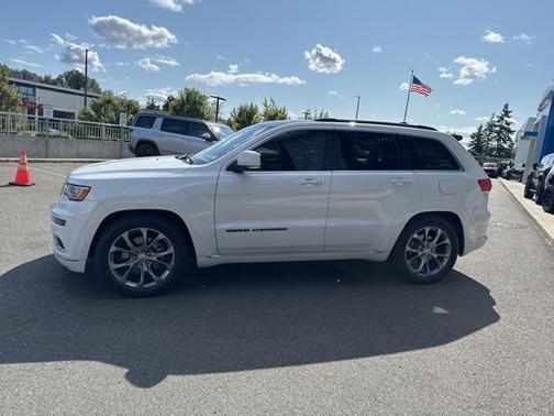 2020 Jeep Grand Cherokee Summit