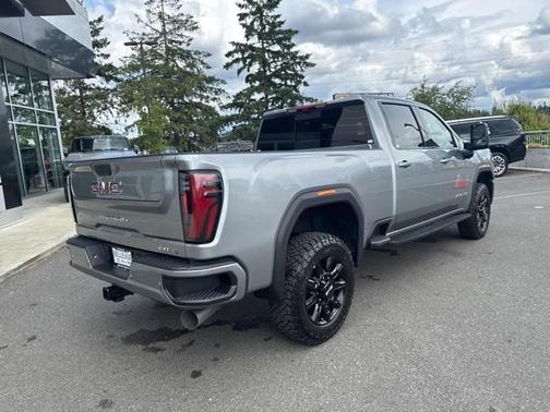 2025 GMC Sierra 2500 AT4