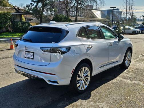 Iridescent White Tricoat 2026 Buick Envision Avenir AWD