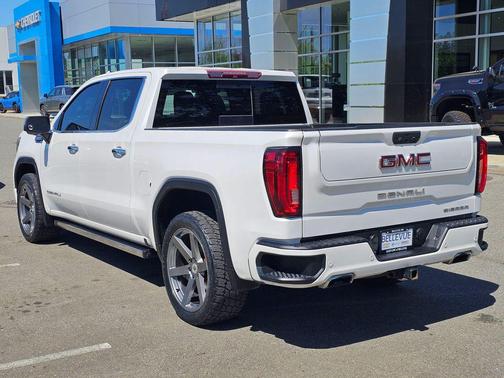 White Frost Tricoat 2019 GMC Sierra 1500 Denali