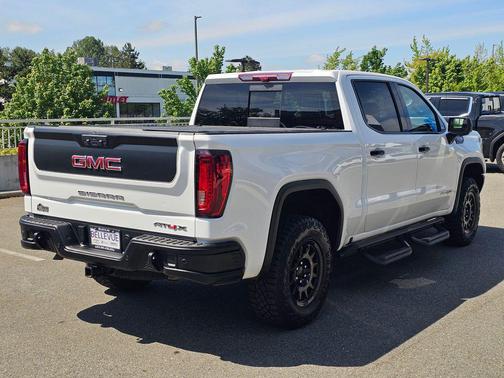 Summit White 2024 GMC Sierra 1500 AT4X