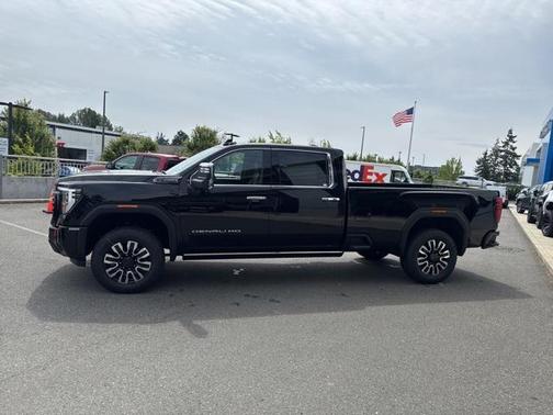 2025 GMC Sierra 3500 Denali