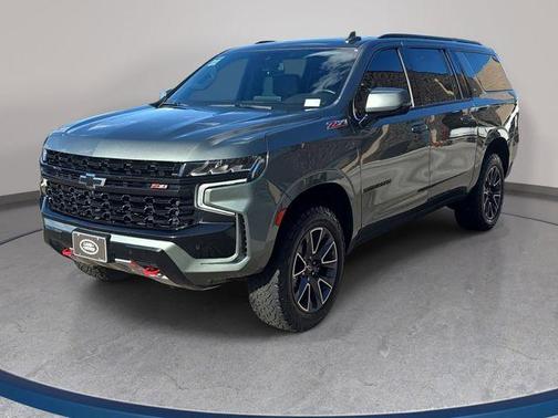 Silver Sage Metallic 2023 Chevrolet Suburban Z71