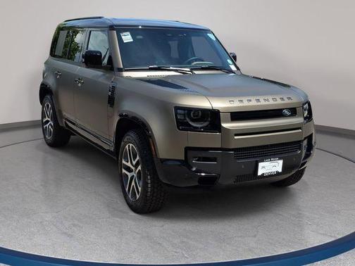 Gondwana Stone 2026 Land Rover Defender P400 X-Dynamic SE