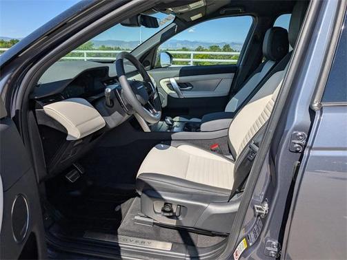 2025 Land Rover Discovery Sport Dynamic SE