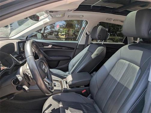2018 Audi Q5 2.0T Premium Plus