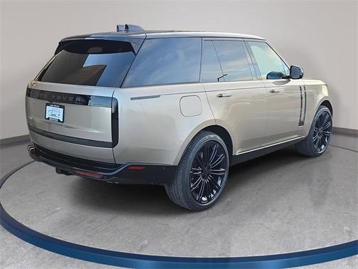 2026 Land Rover Range Rover P530 SE