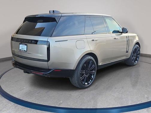 2026 Land Rover Range Rover P530 SE