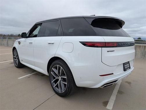 2025 Land Rover Range Rover Sport P550 Autobiography