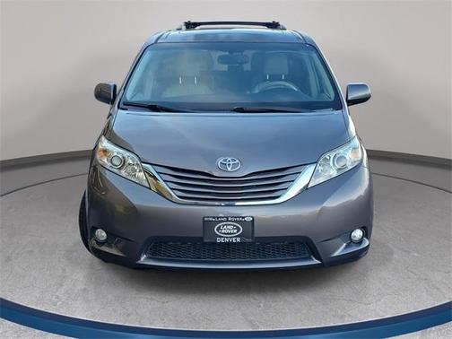 2011 Toyota Sienna XLE