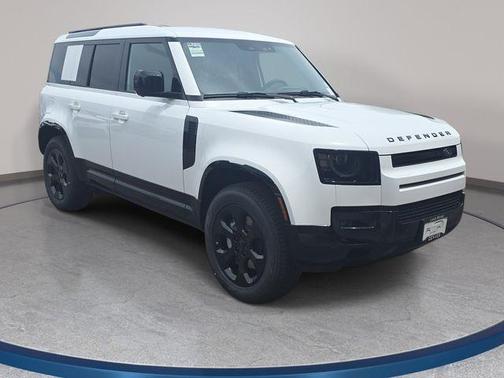 Fuji White 2026 Land Rover Defender P400 X-Dynamic SE
