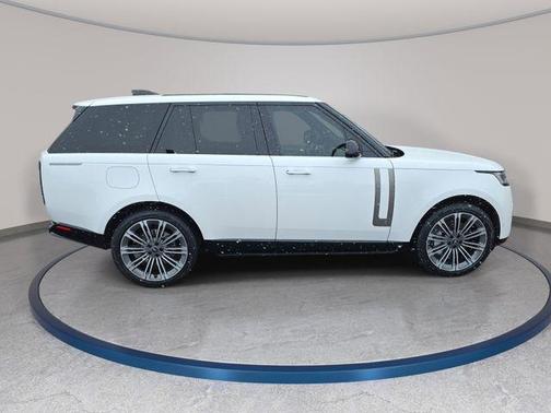 Ostuni Pearl White 2024 Land Rover Range Rover P530 SE
