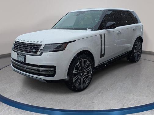 Ostuni Pearl White 2024 Land Rover Range Rover P530 SE