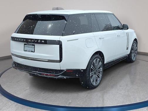 Ostuni Pearl White 2024 Land Rover Range Rover P530 SE