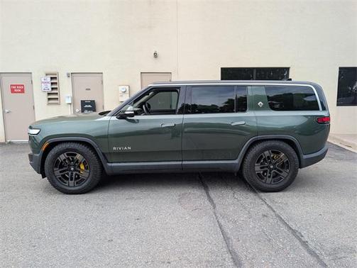 2023 Rivian R1S Adventure Quad Motor Large Pack