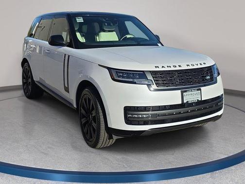 Ostuni Pearl White 2024 Land Rover Range Rover P550e Autobiography