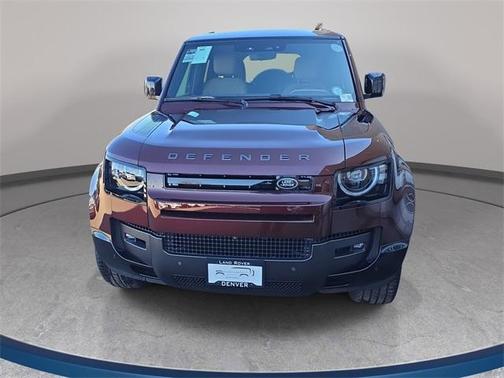 2026 Land Rover Defender 130 X-Dynamic SE